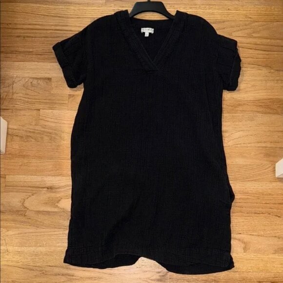 AGB Flutter sleeve dress medium - Picture 4 of 4